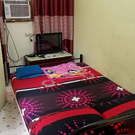 Belen Favila Transient Rooms Near Airport Terminal 3 Manila Exterior photo